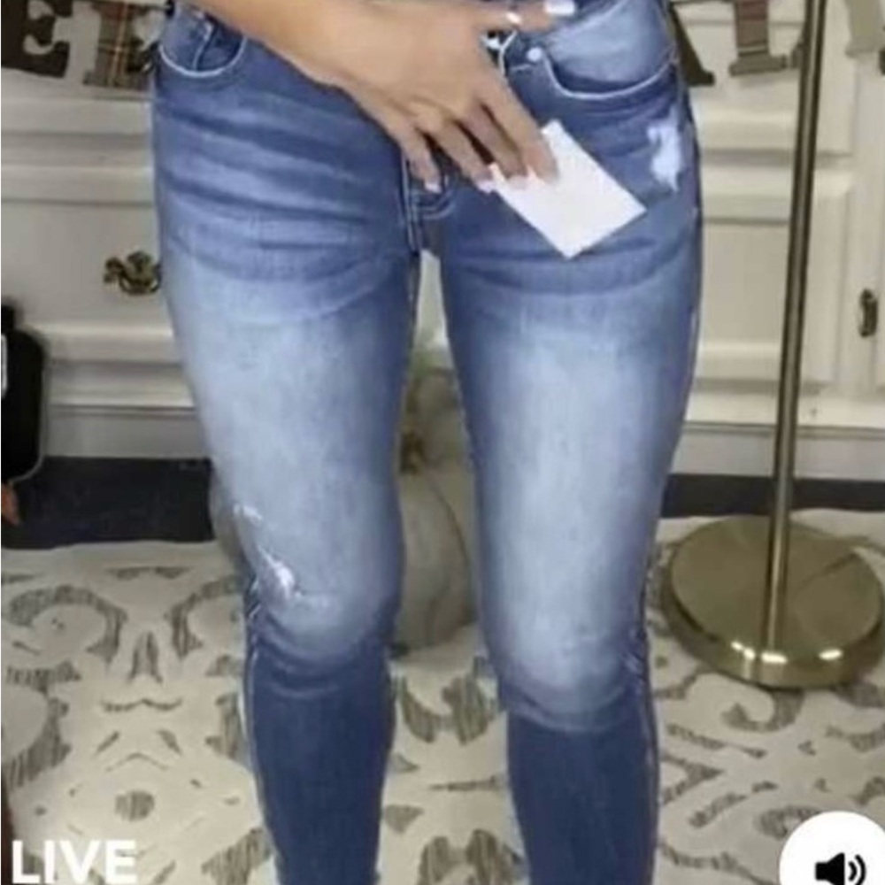 KanCan Distressed Blue Skinny Jeans